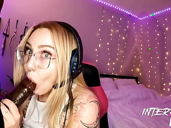 Blackstar Gonzo and Gracie Splashes take curves object torn far observe by a loyal member for Brobdingnagian Dark-hued Rods