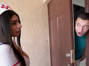 Violet Myers bangs a wild nurse who came to visit my parents - Big tits mature action!