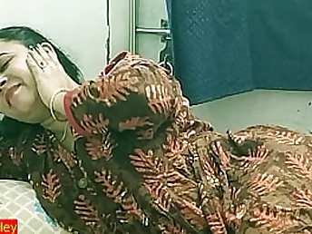 Indian uber-sexy cougar aunty hasty warm fuckin' with cousin