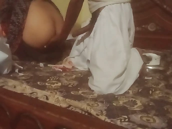 Desi gets crazy while husband's away - total homemade flick