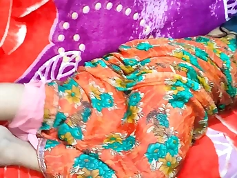 Witness Mumbai ashu, the eighteen-yr-elderly Indian lady, sploog while getting her labia munched in a sizzling daver flick