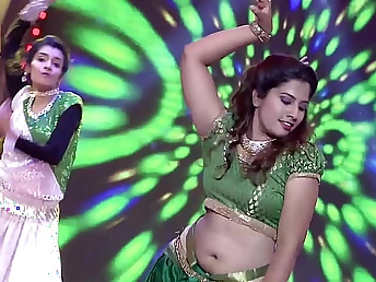 Malayalam Goddess Sizzling Mallu Dancer Takes Deep Intestines Catechize and Dance
