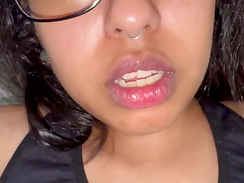 Tani Gal's step-sista is a professional at dirty deep throat and eating relative to this sensational audio filch