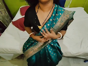 Desi Aunty saves her man from loss-leader with her tight body and tight pussy