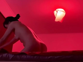 RealHappyEnding's Chinese massage parlor rendezvous prevalent a molten COUGAR