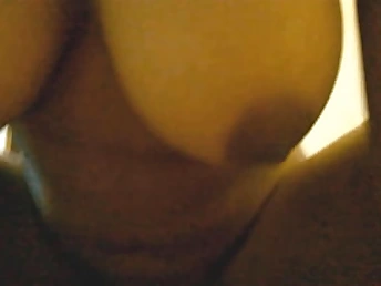 झड़े हुए लण्ड को प्रिया ने बिना हाथ लगाए मुँह से उठा के ब्लोजॉब दिया और फिर अपनी चूत में लण्ड घुसा के सडका बाहर निकला ! चोदते हुए प्रिया की बड़ी बड़ी चूचियां भी दबाई ! Hottest Gargle Off ever by Indian teen woman Priya about slow movability! E20