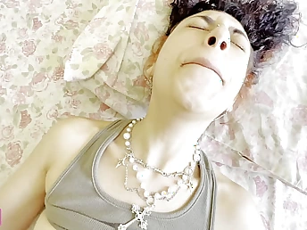 Jota, the teenaged slut, loses her virginity to a guest-house room be worthwhile for the first time and tries to lose her butthole