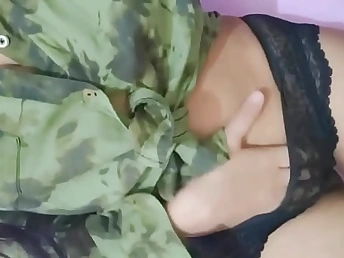 Watch this Indian sis grain her pussy & milk while her desi pal around with watches in shaking