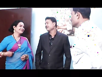 Handsome Japanese Aunty Varatia gets a gonzo hump with rear end-fashion, popshots galore!